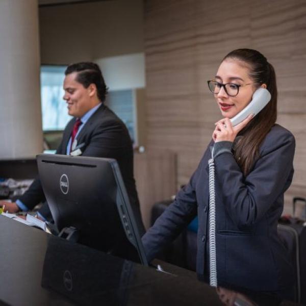 Front office - receptionist 